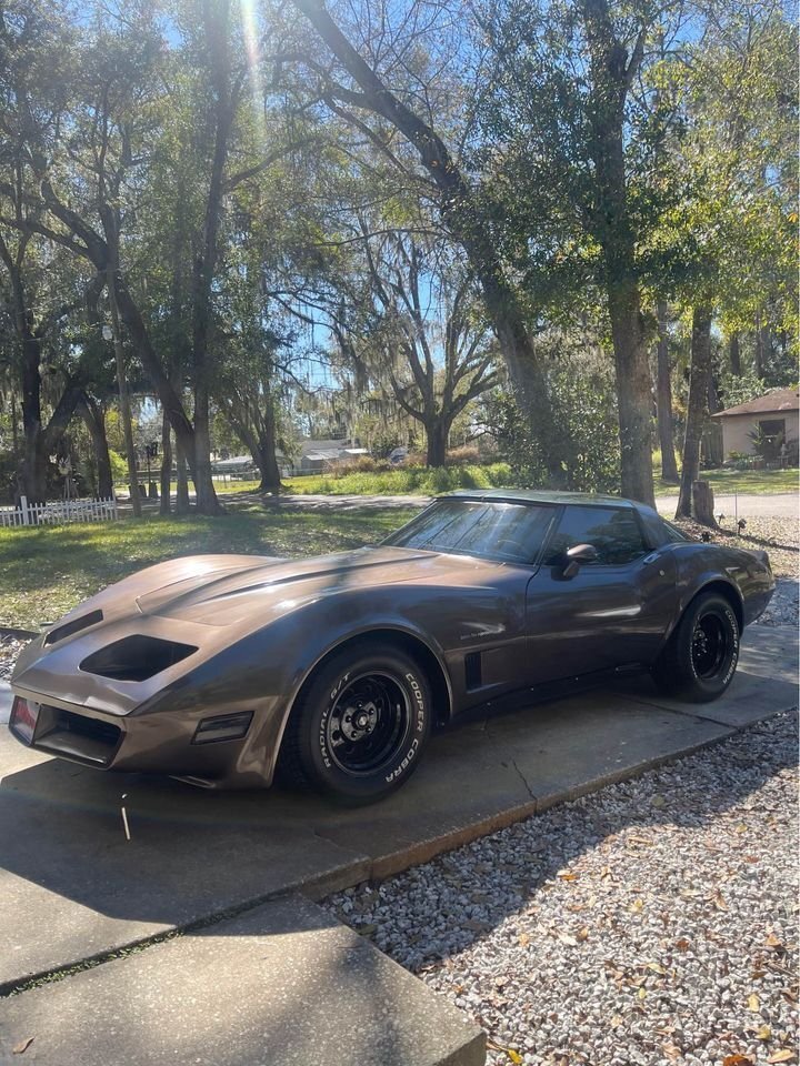Coupe in Glendale, United States 1 - 18958424