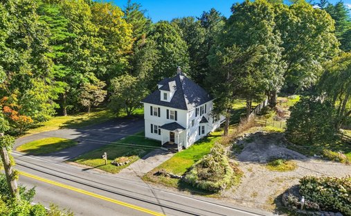 House in Atkinson, New Hampshire, United States 1