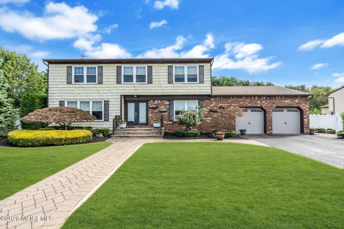 House in Marlboro Township, New Jersey, United States 4 - 18958231