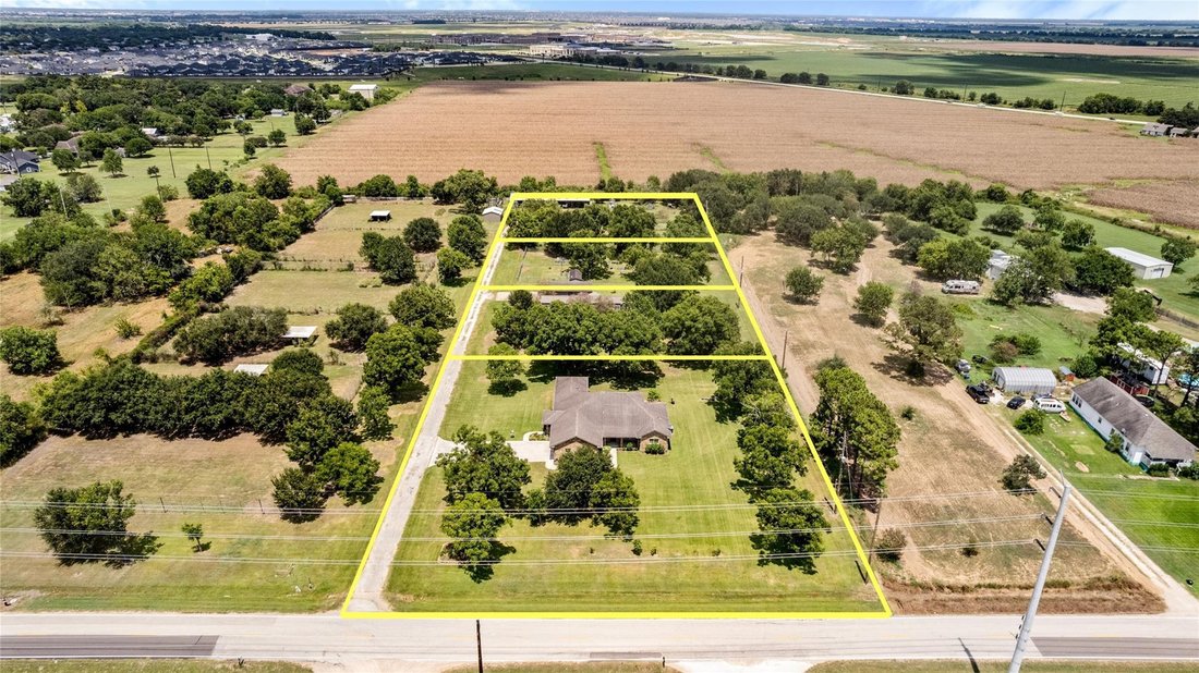 House in Rosenberg, Texas, United States 1 - 18605505