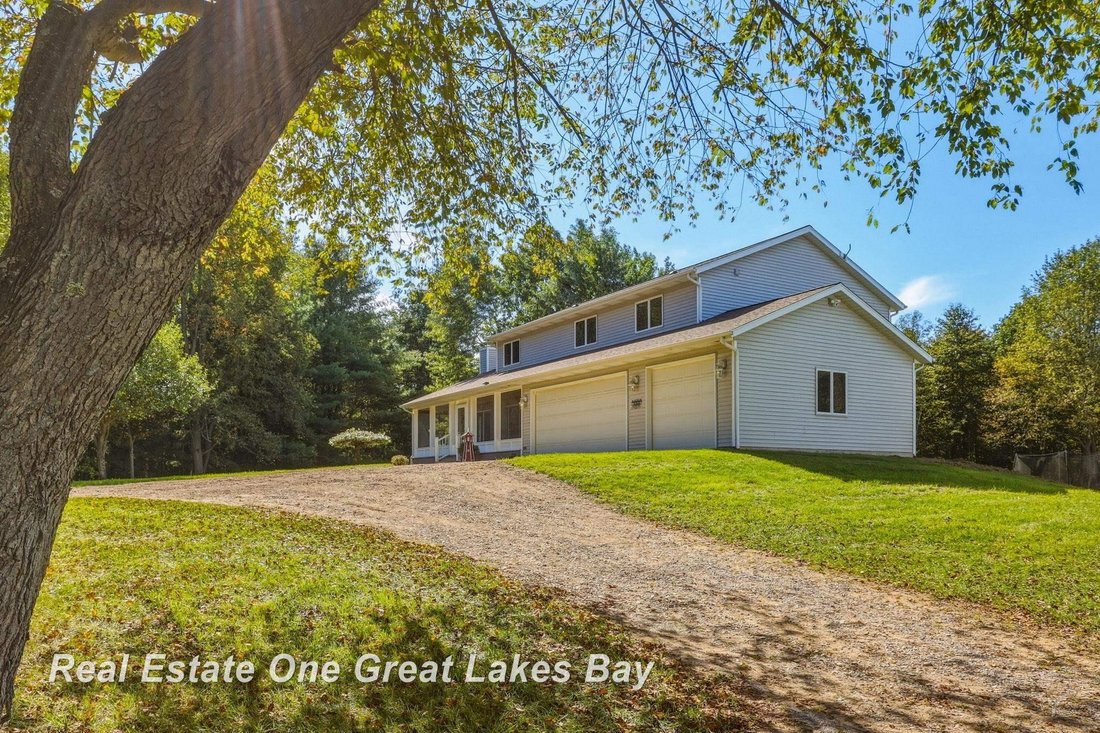 House in Vassar, Michigan, United States 3 - 18959232