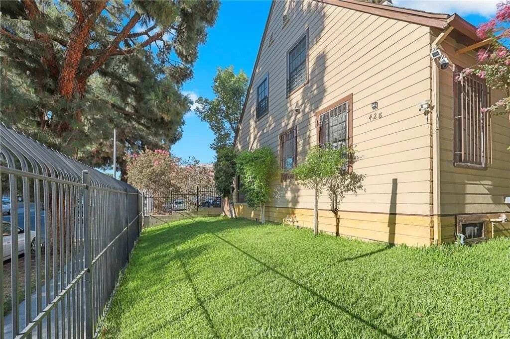 House in Los Angeles, California, United States 4 - 18959372