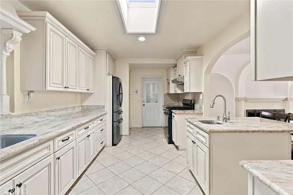 House in Downey, California, United States 4 - 18959318
