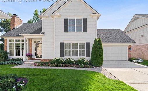 Condo in Grosse Pointe Shores, Michigan, United States 1