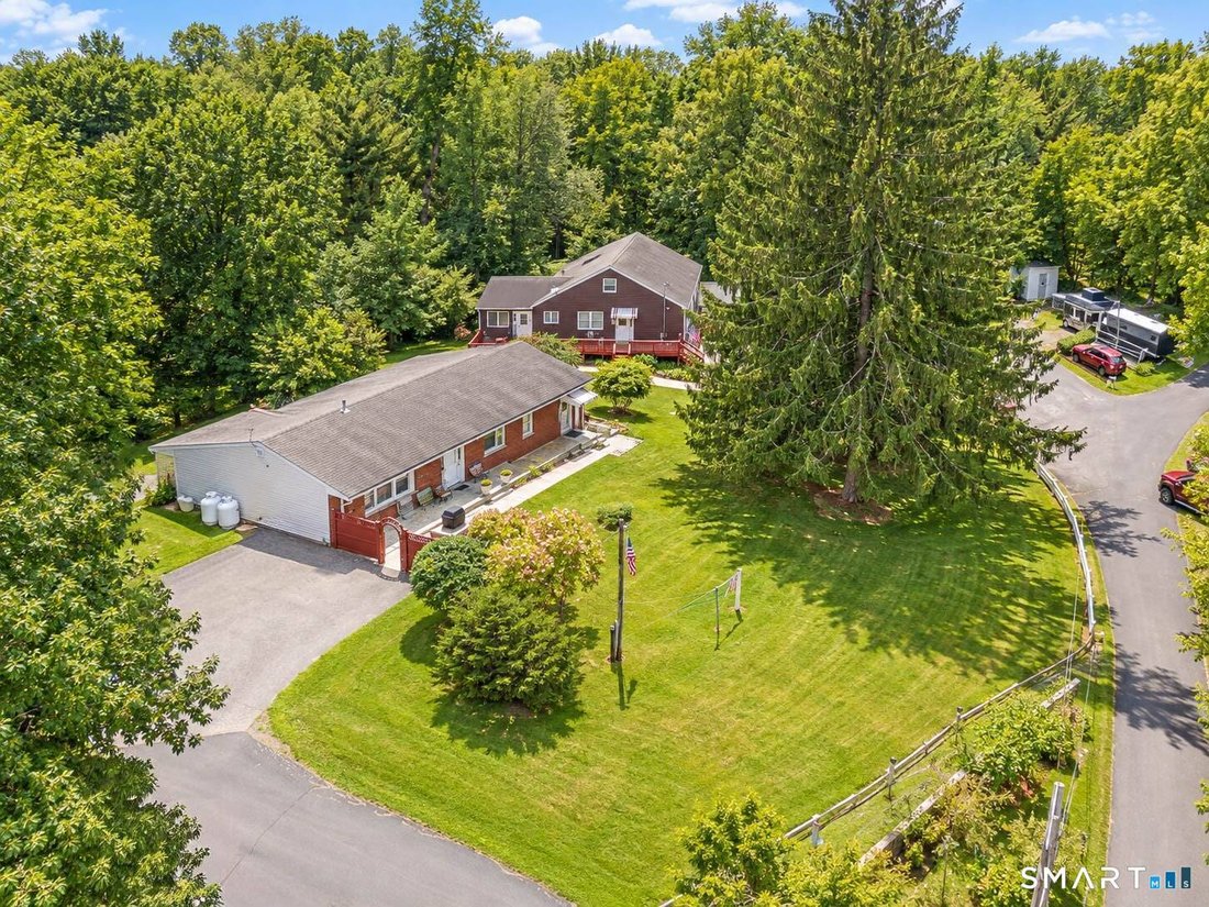 House in Danbury, Connecticut, United States 1 - 18958161