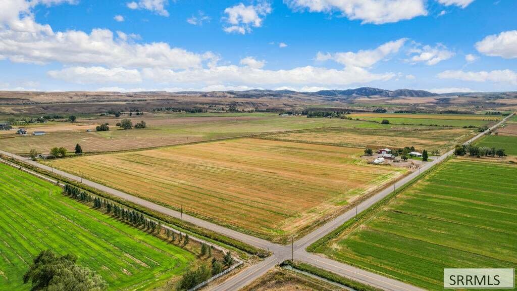 Land in Idaho Falls, Idaho, United States 2 - 18959440