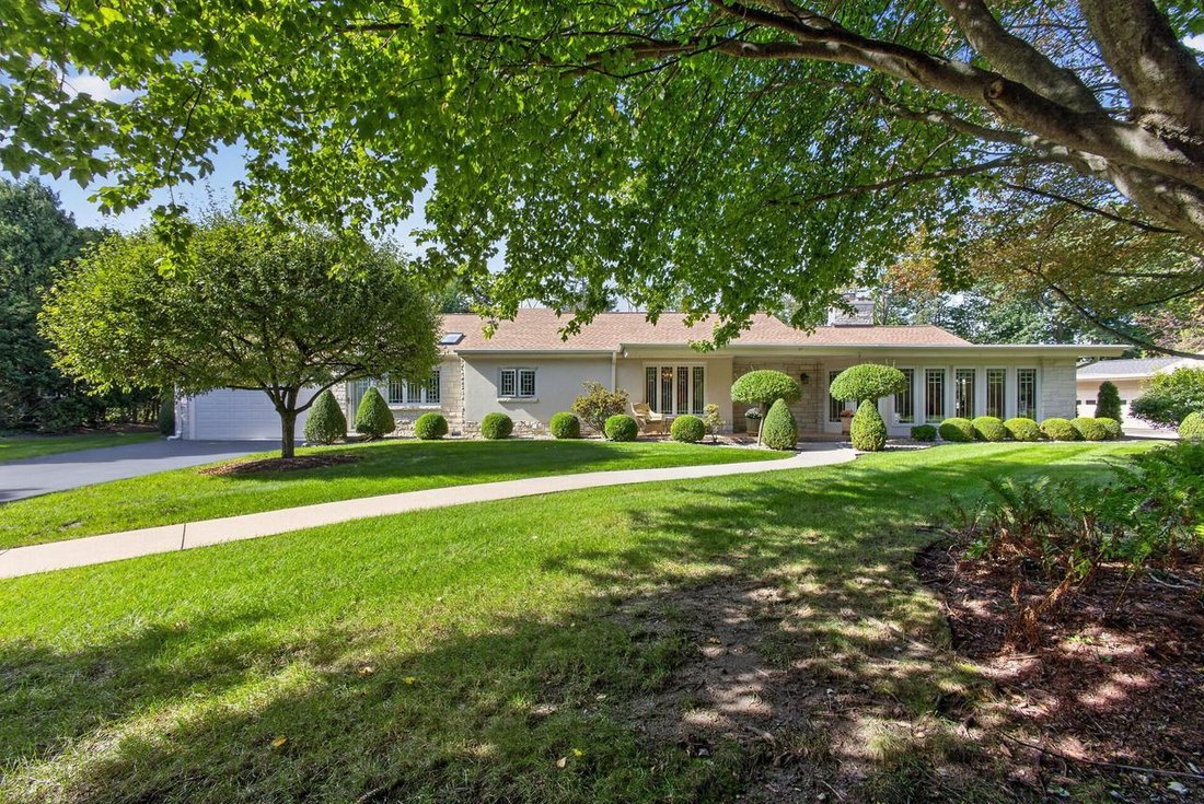 Maison à Fox Point, Wisconsin, États-Unis 1 - 18958208