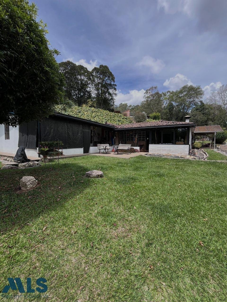 Land in Guarne, Antioquia, Colombia 1 - 18959011