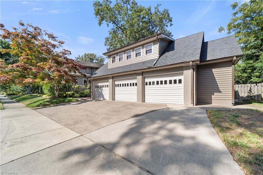 House in Winston-Salem, North Carolina, United States 3 - 18958668