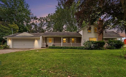 House in Paw Paw, Michigan, United States 1