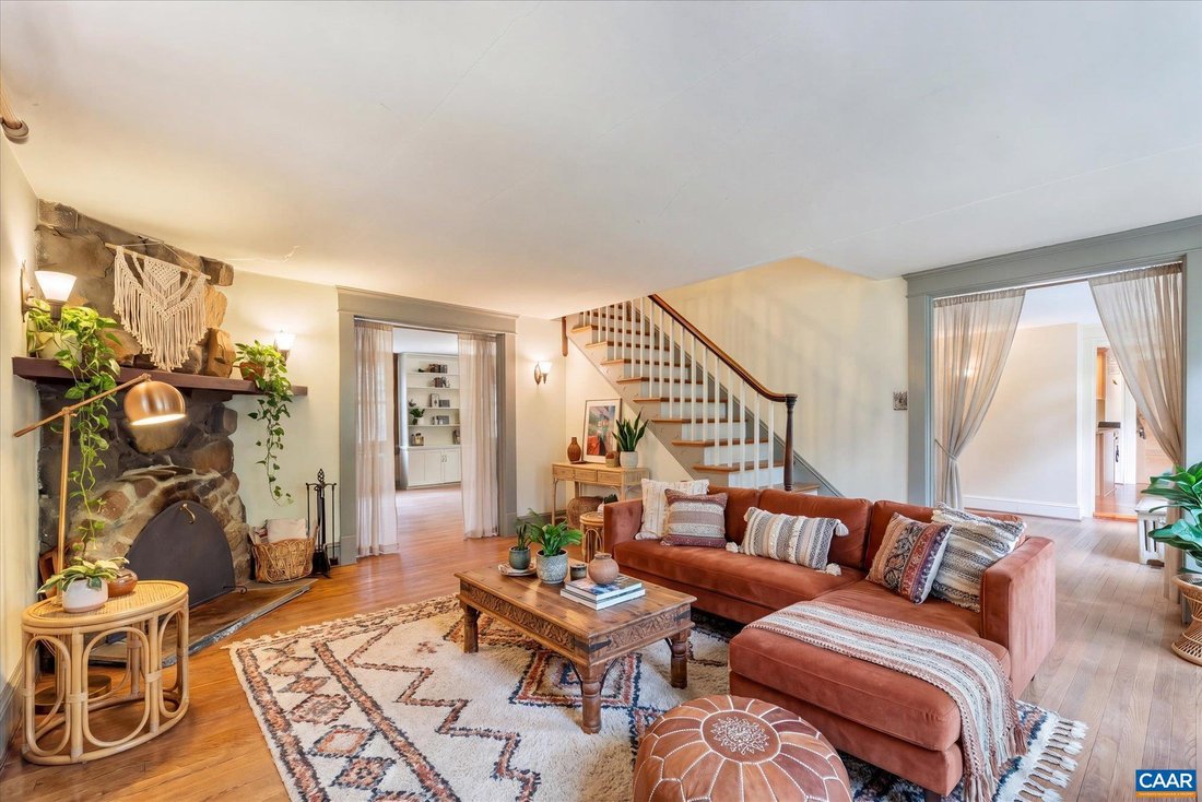 House in Charlottesville, Virginia, United States 4 - 18958134