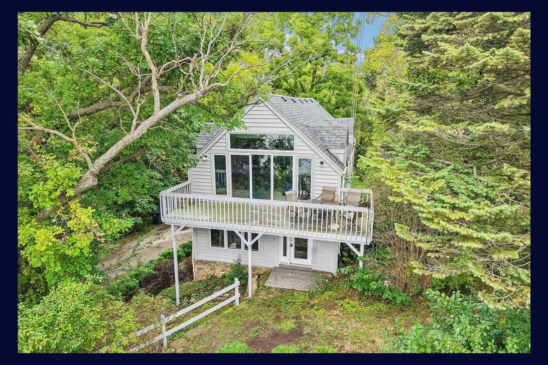 House in Lake Mills, Wisconsin, United States 2 - 18958211