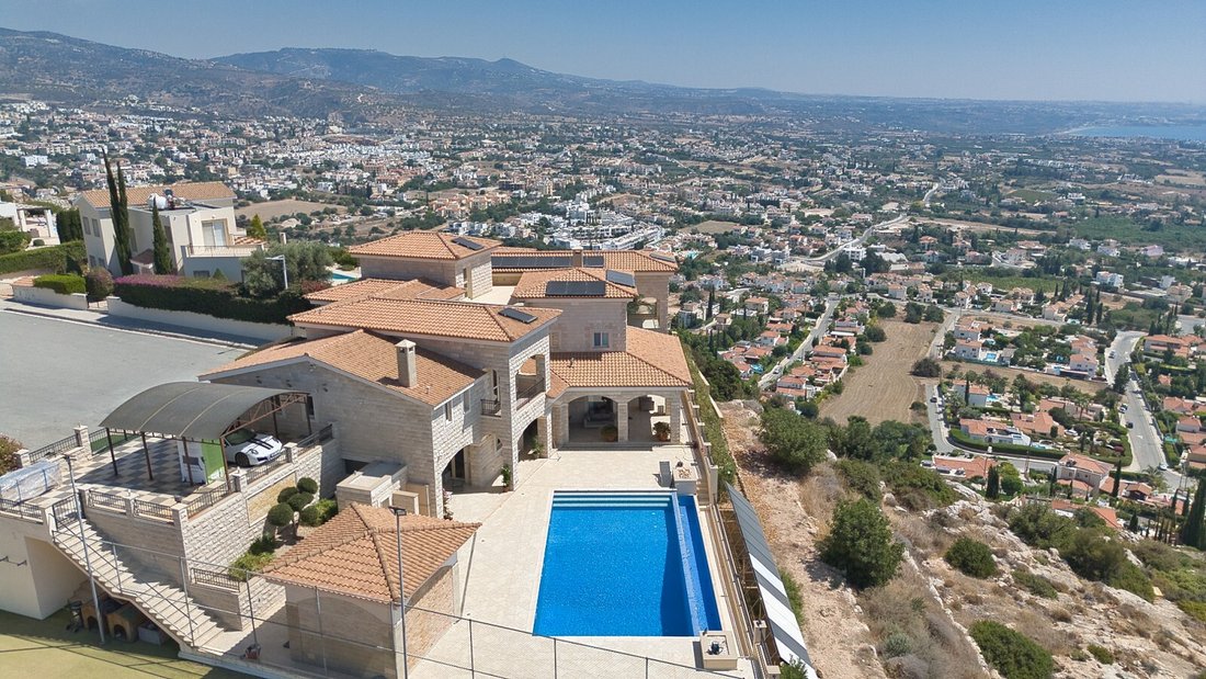Villa in Peyia, Paphos, Cyprus 4 - 18958919
