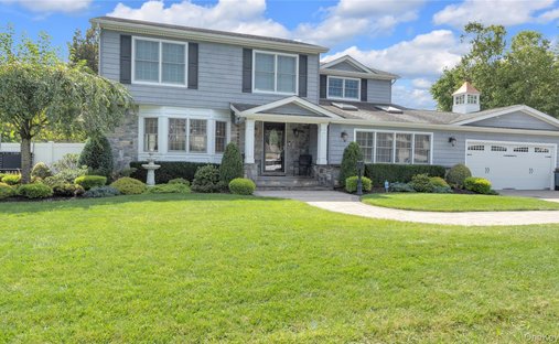 House in Babylon, New York, United States 1