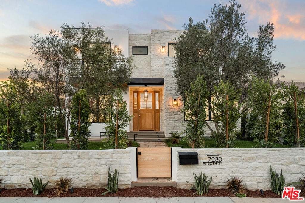 House in Los Angeles, California, United States 1 - 18958473