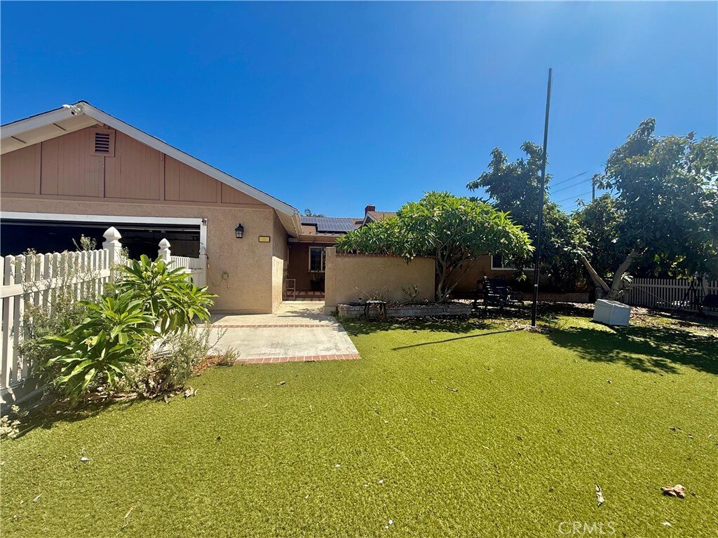 House in Ontario, California, United States 5 - 18958939