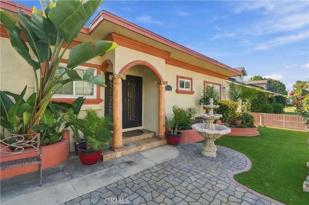 House in Downey, California, United States 2 - 18959318