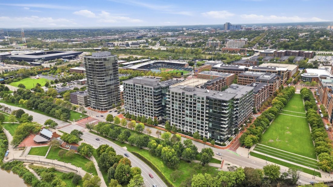 Condo in Columbus, Ohio, United States 2 - 18958524
