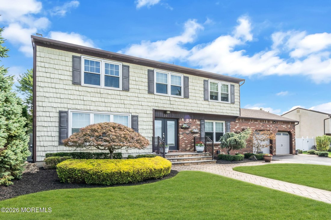 House in Marlboro Township, New Jersey, United States 3 - 18958231