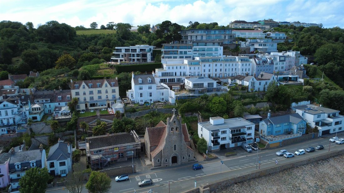 House in Jersey, St Lawrence, Jersey 2 - 14906619