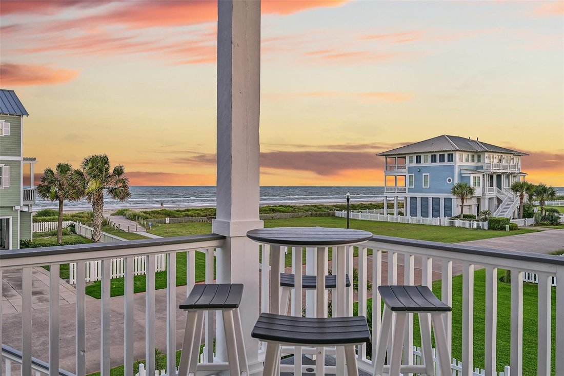 House in Galveston, Texas, United States 5 - 18958289