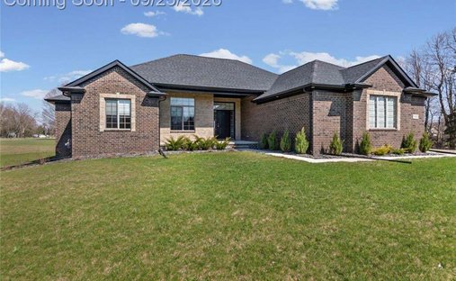 House in Almont, Michigan, United States 1