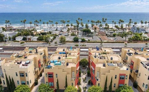 Townhouse in Oceanside, California, United States 1