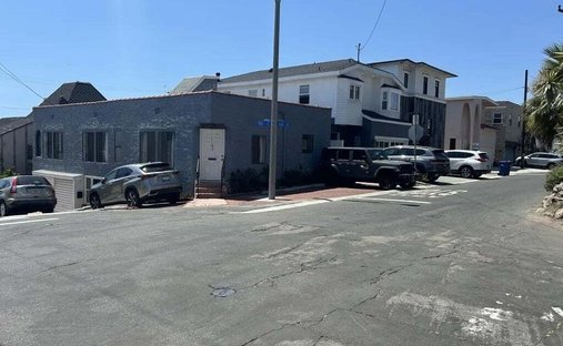 Manhattan Beach, California, United States 1