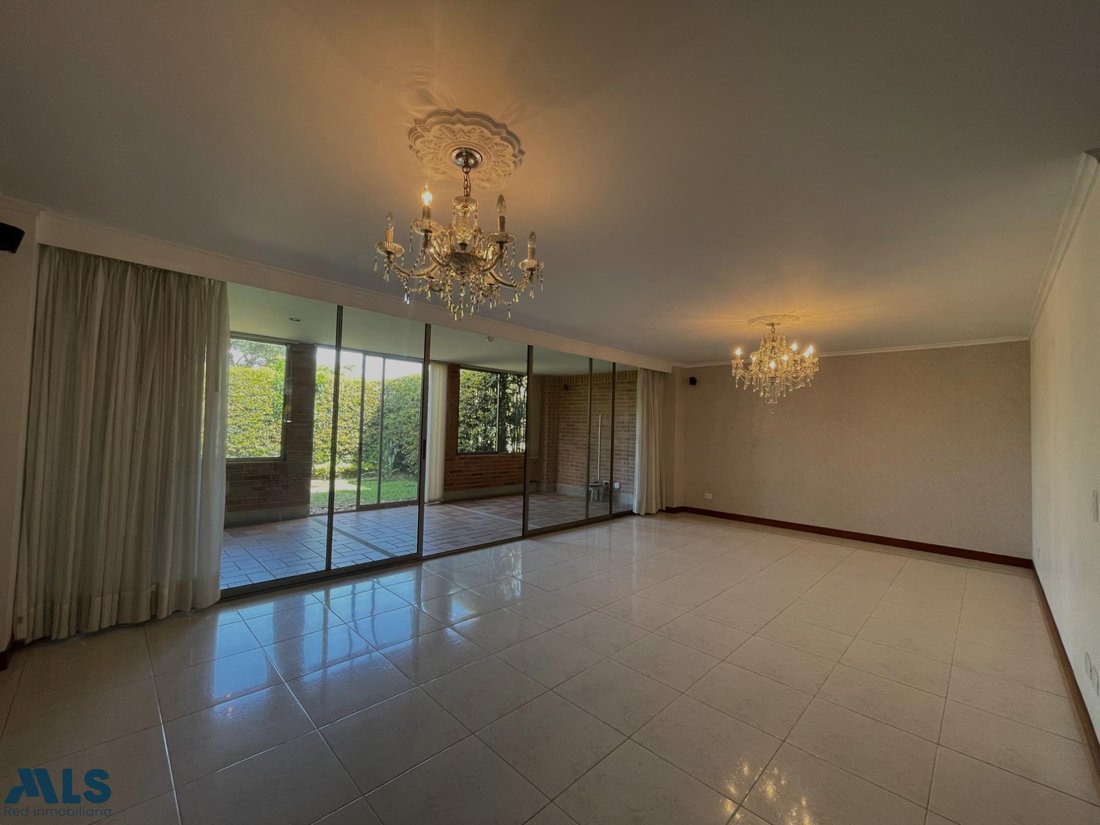 House in Envigado, Antioquia, Colombia 4 - 18958997