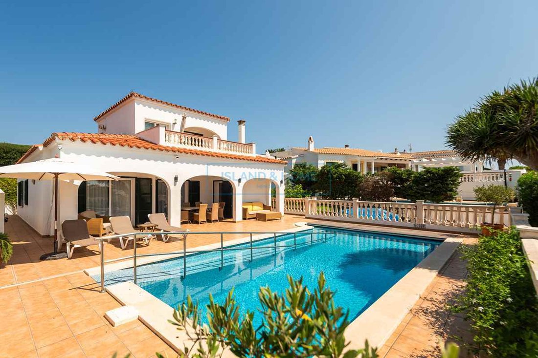 Villa in Cala Llonga, Ibiza, Santa Eularia des Riu, Balearic Islands 1 - 18959172
