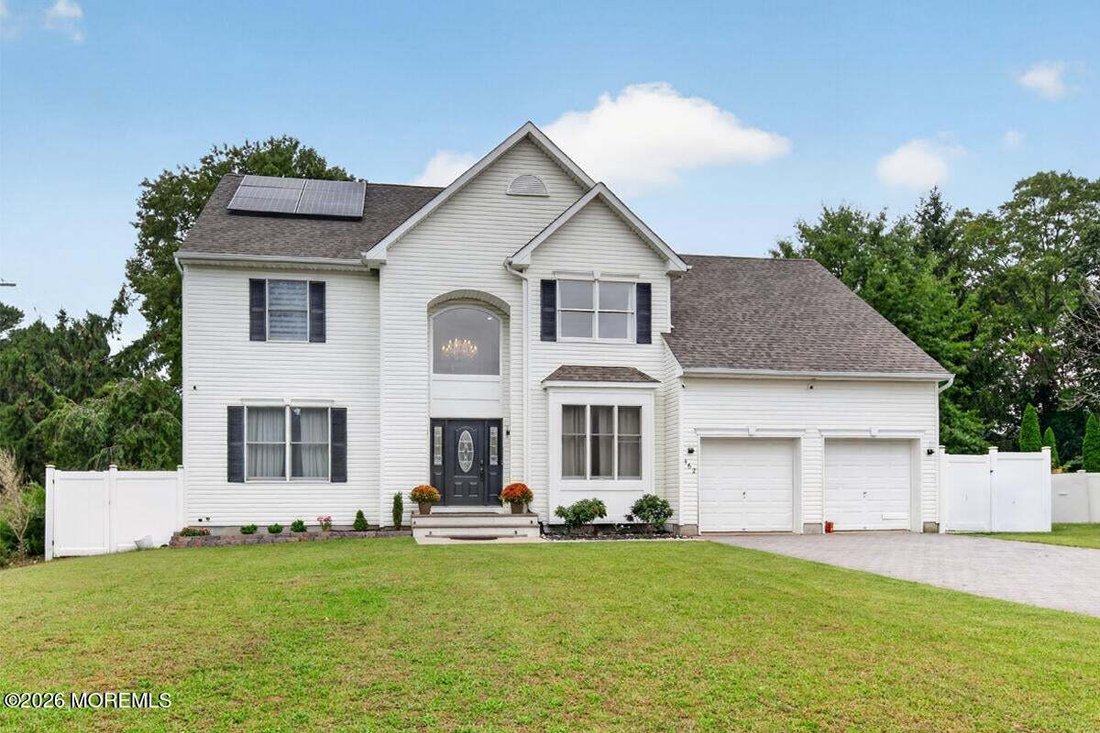 House in Brick Township, New Jersey, United States 2 - 18958219