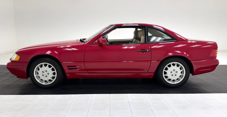 Cabriolet in Morgantown, United States 4 - 18958917