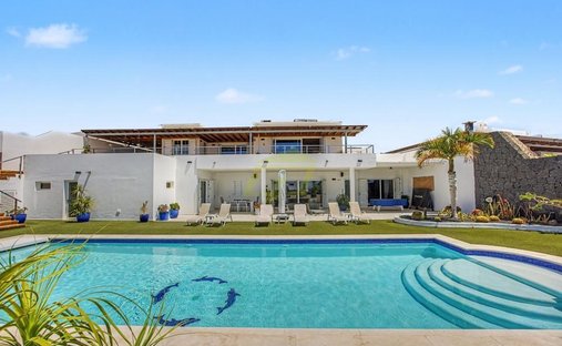 Villa in Yaiza, Canary Islands, Spain 1