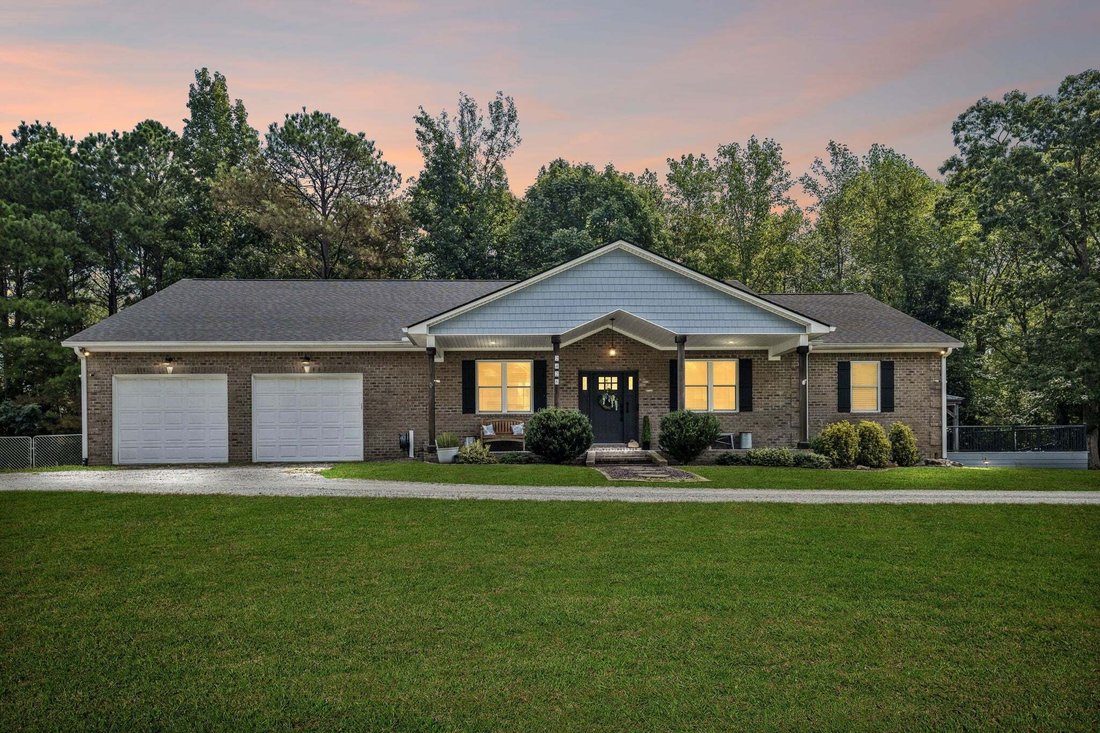 House in Camden, Tennessee, United States 1 - 18959089