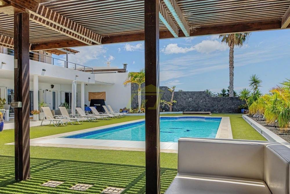 Villa in Yaiza, Canary Islands, Spain 5 - 18958192