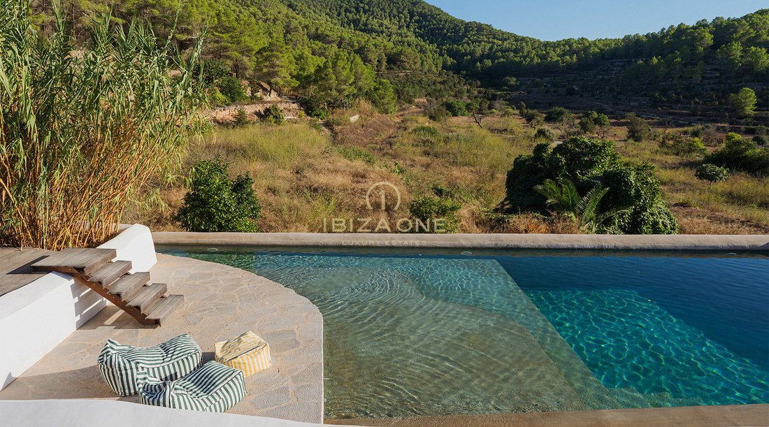 Finca in Sant Rafel de sa Creu, Sant Antoni de Portmany, Balearic Islands 5 - 18959104