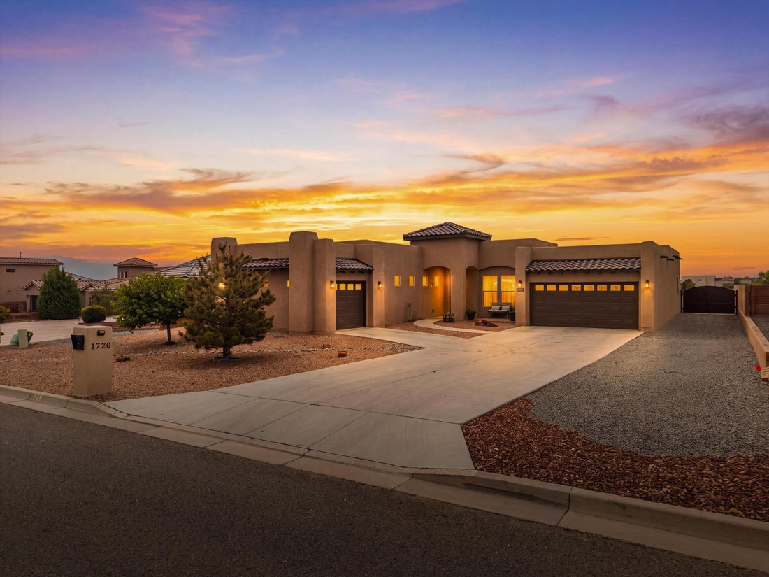 House in Rio Rancho, New Mexico, United States 1 - 18958112