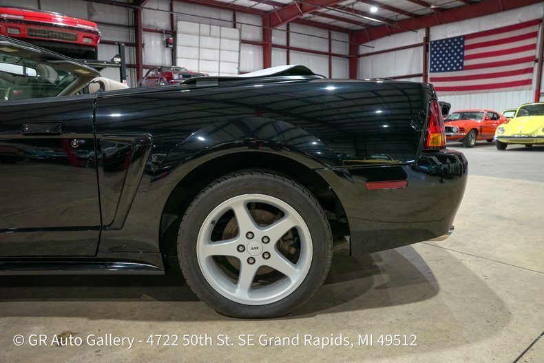 Cabriolet in Grand Rapids, United States 5 - 18958677