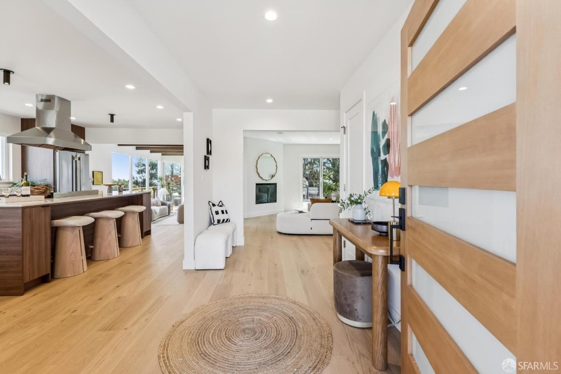 House in Burlingame, California, United States 5 - 18958376