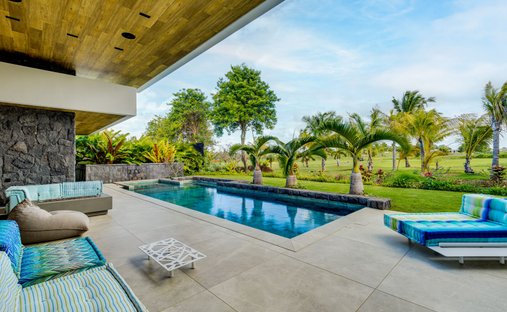 Villa in Roches Noires, Rivière du Rempart District, Mauritius 1
