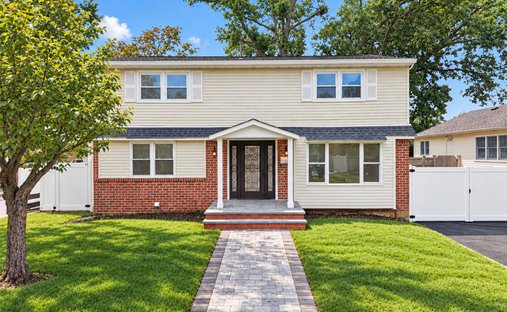 House in Syosset, New York, United States 1