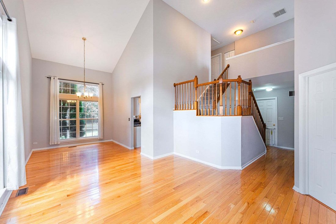 House in Aurora, Illinois, United States 3 - 18958656