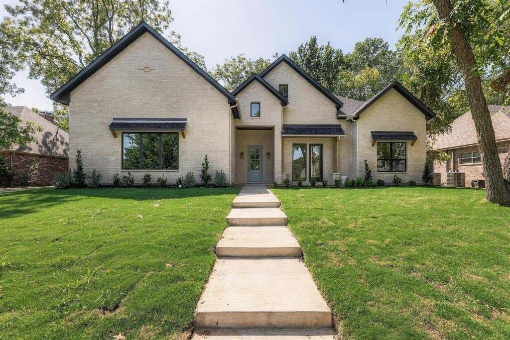 House in Sherman, Texas, United States 1 - 18959175