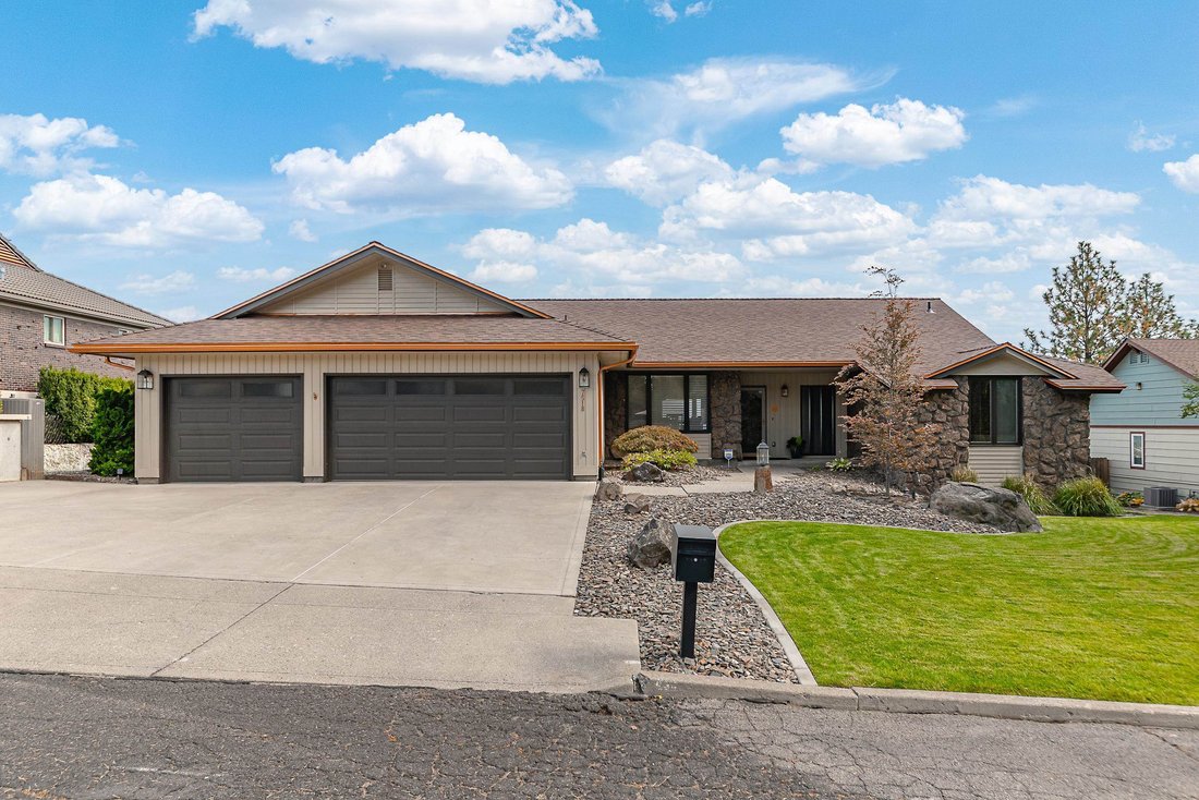 House in Spokane, Washington, United States 1 - 18958144