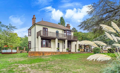 House in South Benfleet, Benfleet, England 1