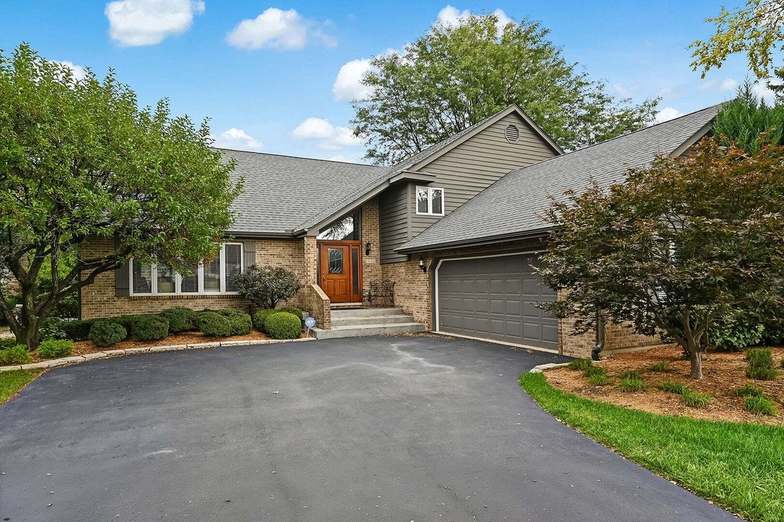 House in Darien, Illinois, United States 2 - 18958652