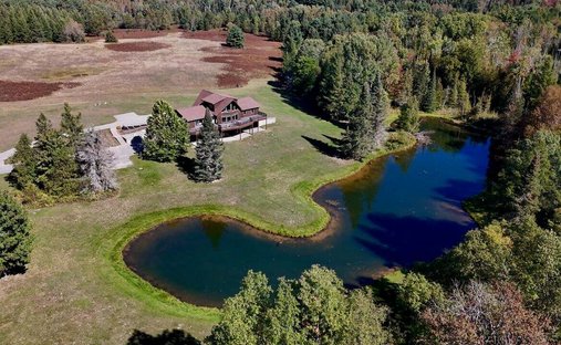 House in Tustin, Michigan, United States 1
