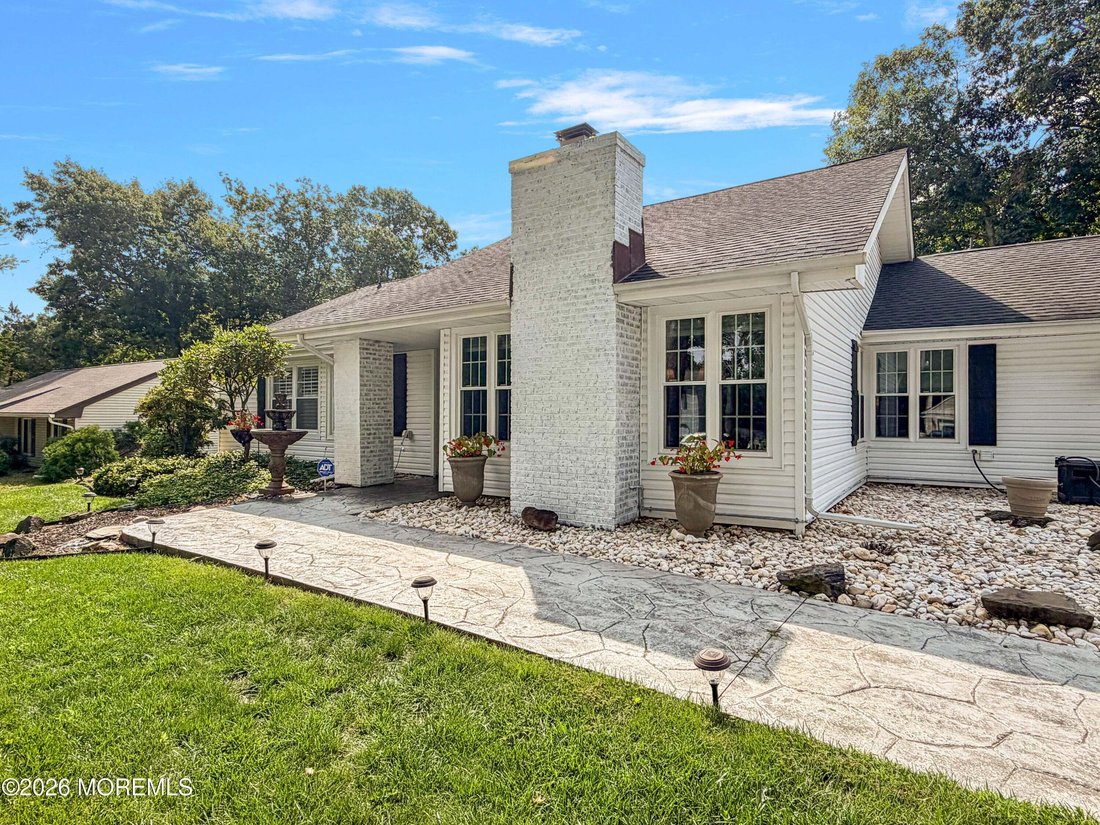 House in Jackson Township, New Jersey, United States 2 - 18958225