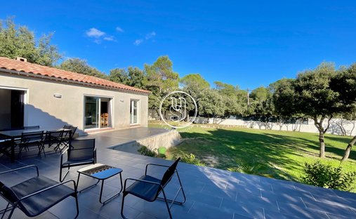 Villa a Uzès, Occitania, Francia 1