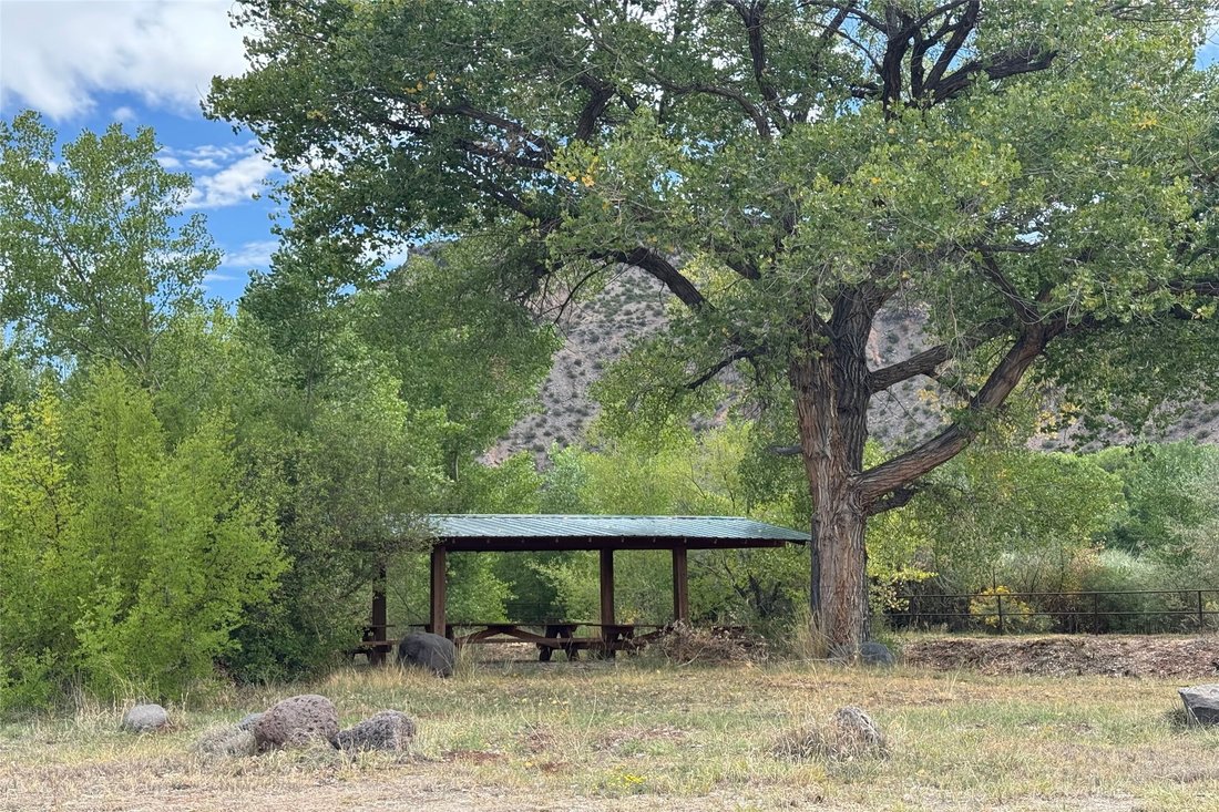 Land in Abiquiu, New Mexico, United States 5 - 18957943